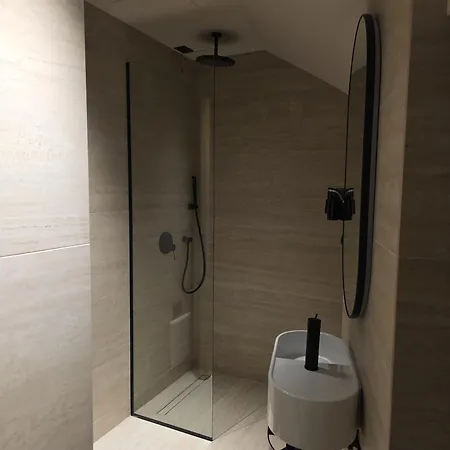 Post Hotel-new Bazaar Tirana